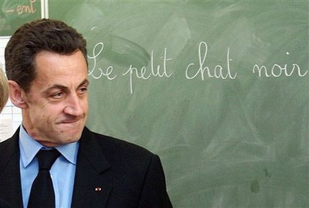 Sarkozy krytykowany za pomysł uczenia o Holokauście