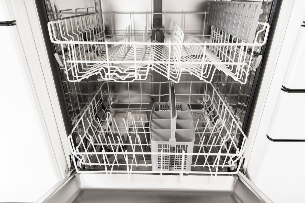 How to avoid the problem of poorly washed dishes?