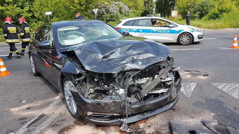 Znów wypadek w Nieżychowie. Zderzyły się 3 auta