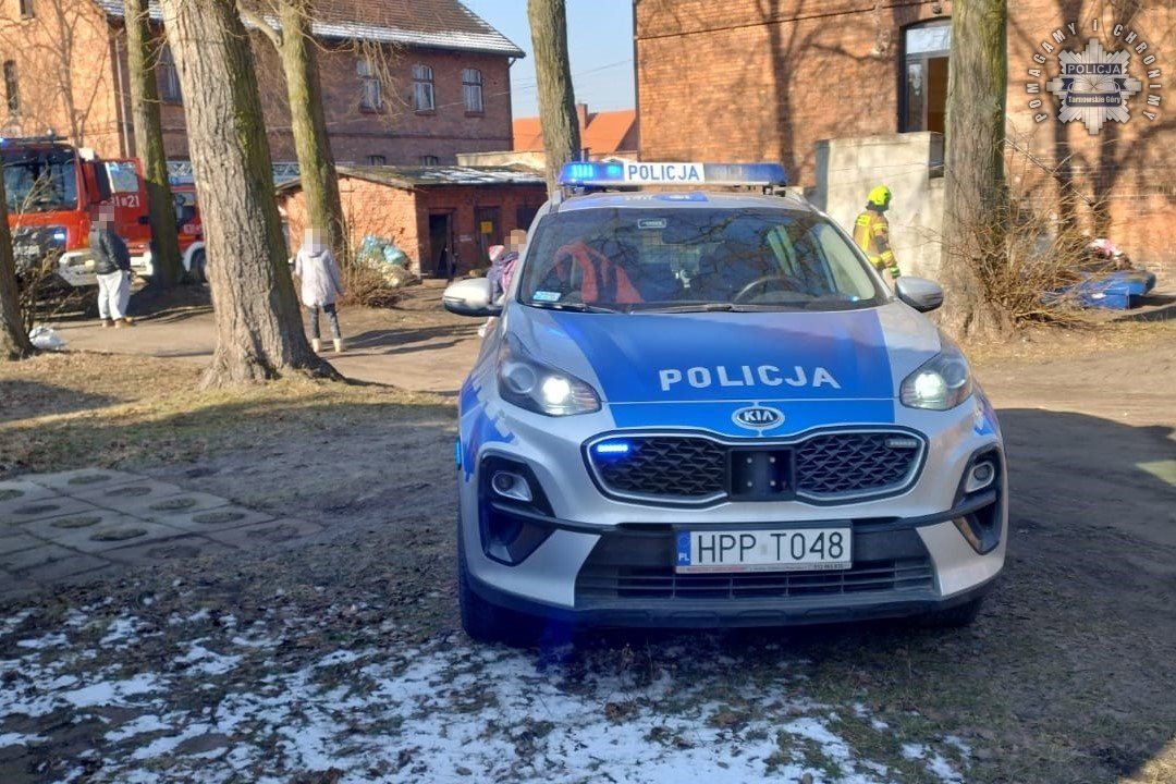 Pożar w budynku wielorodzinnym w Boruszowicach