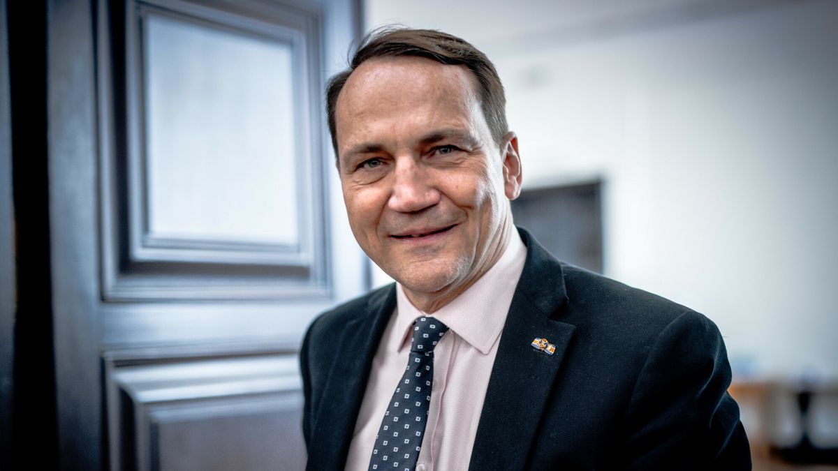 Posiedzenie rz?du
21.10.2025 Warszawa KPRM Posiedzenie rzadu
Fot. Filip Naumienko/REPORTER
N/z: RADOSLAW SIKORSKI
Filip Naumienko/REPORTER