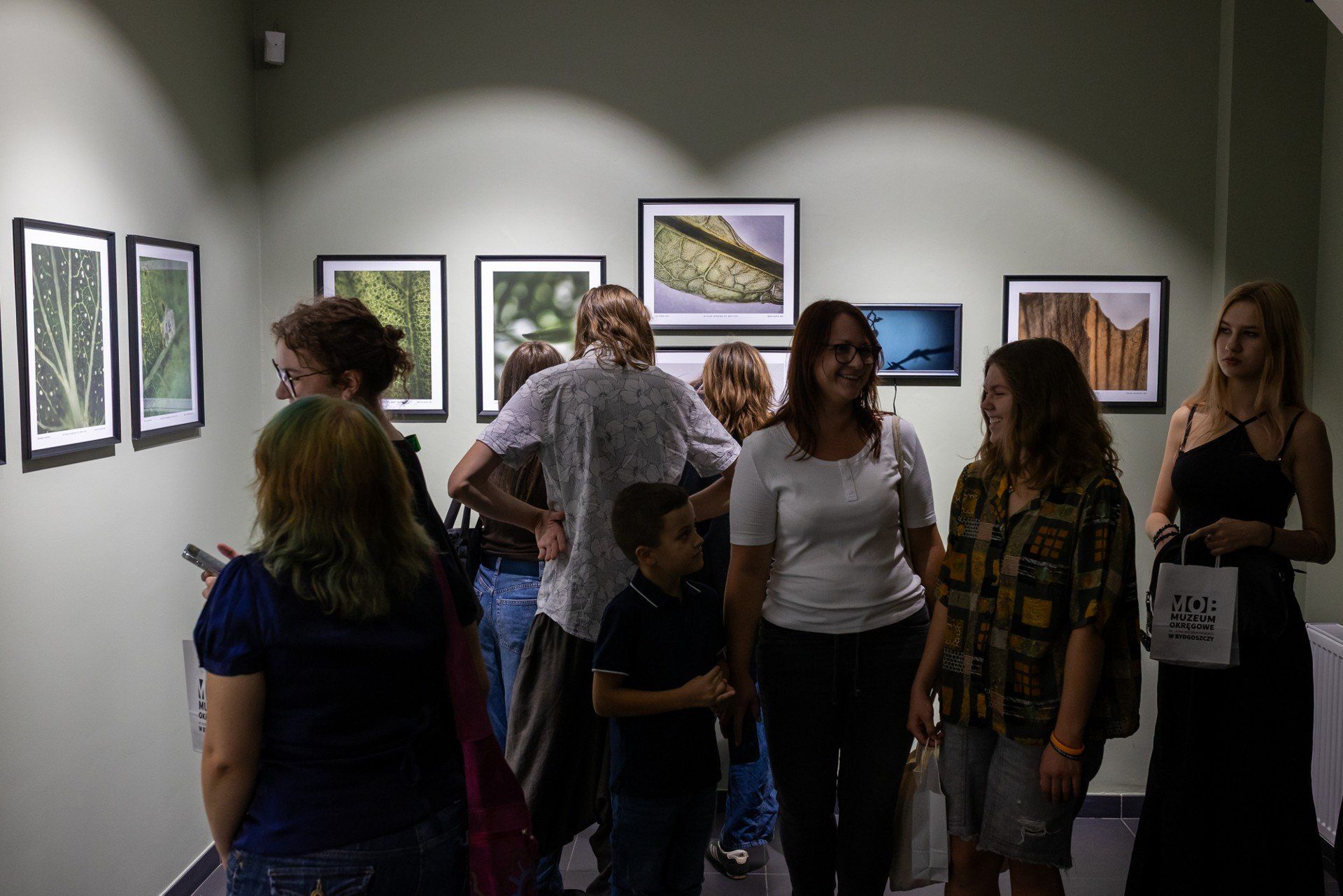 W czwartek (11 września) w Aptece pod Łabędziem odbył się wernisaż wystawy &#34;Mikronotatki&#34;. Na ekspozycji prezentowane są efekty warsztatów, w których wzięli udział uczniowie Państwowego Liceum Plastycznego im. Leona Wyczółkowskiego w Bydgoszczy.