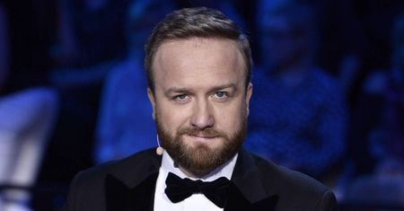 Bartłomiej Kasprzykowski o zwolnieniach w TVP. Broni gwiazd publicznej stacji?