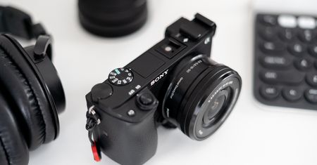 Sony A6400: Czy nadal warty jest swojej ceny w 2021?