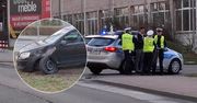 Koszalin: Agresywny mężczyzna szalał z metalową pałką, zniszczył samochód