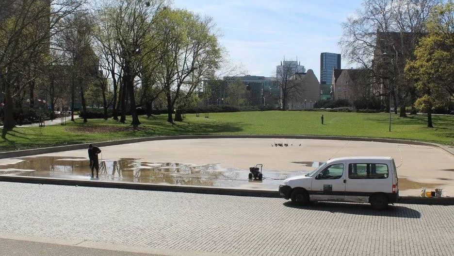 uruchomienie fontann w mieście