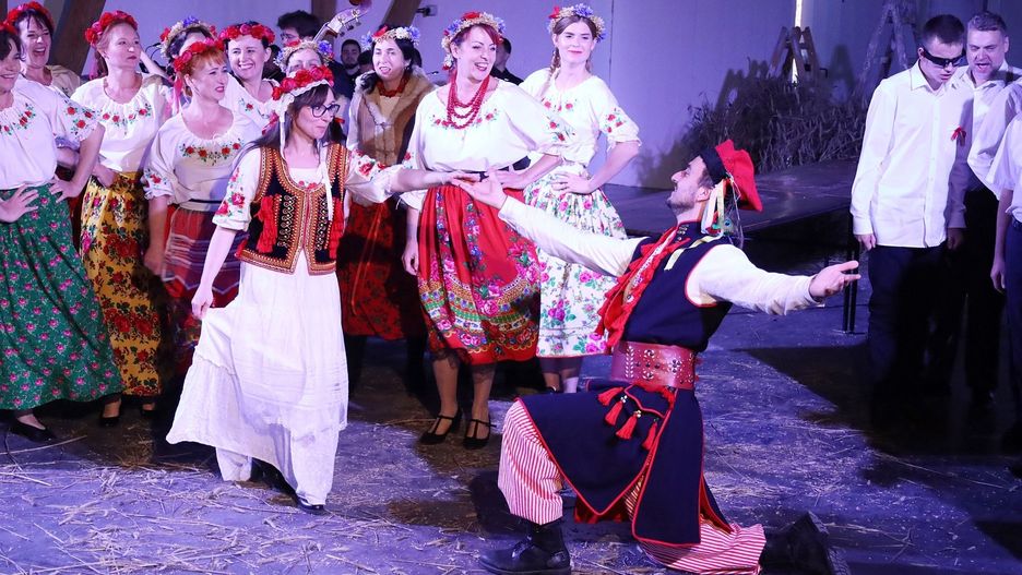 &#34;Krakowiacy i górale&#34; w Ceglarni Jarosławki. Ludzie ponownie zapalili się do muzyki w powiecie śremskim!