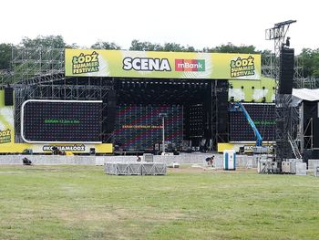 Łódź: Summer Festival 2025 już za chwilę. Jak wygląda scena główna miasteczko festiwalowe na Łódzkich Błoniach?
