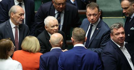 Zonda-afera uderza w prawicę. Sezonowa burza czy trzęsienie ziemi? [OPINIA]
