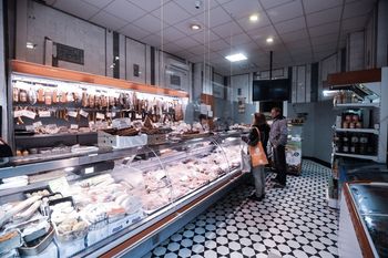 Bytom: Sklep mięsny, a w nim oryginalne wnętrza sprzed stu lat