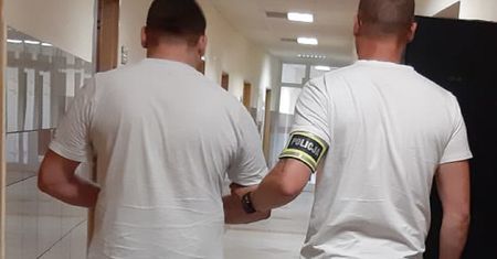 "Tylko poszedłem tam z żoną". Grozi mu 5 lat więzienia