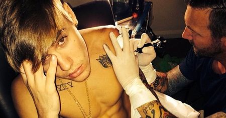 Bieber: "MEDIA MNIE PRZEŚLADUJĄ! Chcę być młodym potentatem!"