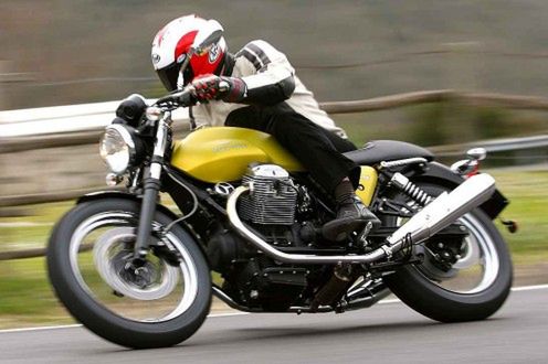 Premiera: Moto Guzzi V7 Cafe Classic