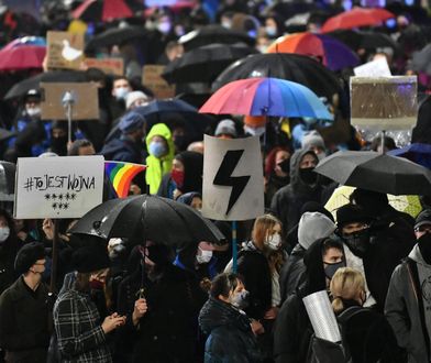 Strajk kobiet. 14-latka organizatorką protestu? Sprawą zajmie się sąd rodzinny