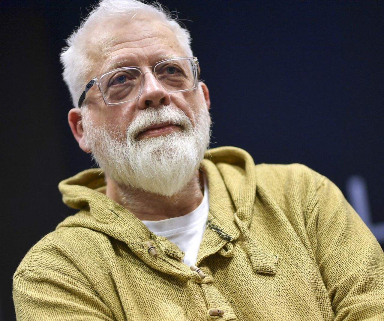 "To nie jestem ja". Raczek apeluje do fanów