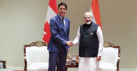 Kanada zbesztana przez mocarstwo. Uśmiechu dla Trudeau nie było