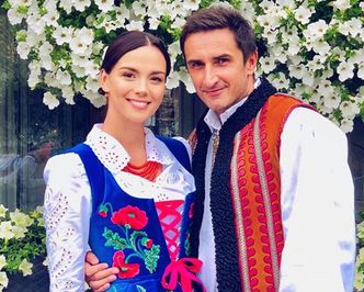 Paulina Krupińska bawi się na weselu w góralskim stroju