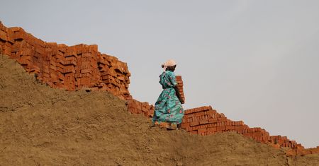 Działo się, gdy byłeś w pracy. Reuters: Sudanki gwałcone jako zdobycz wojenna