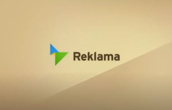 Polacy unikają reklam telewizyjnych jak ognia. Podczas bloków wybierają smartfona