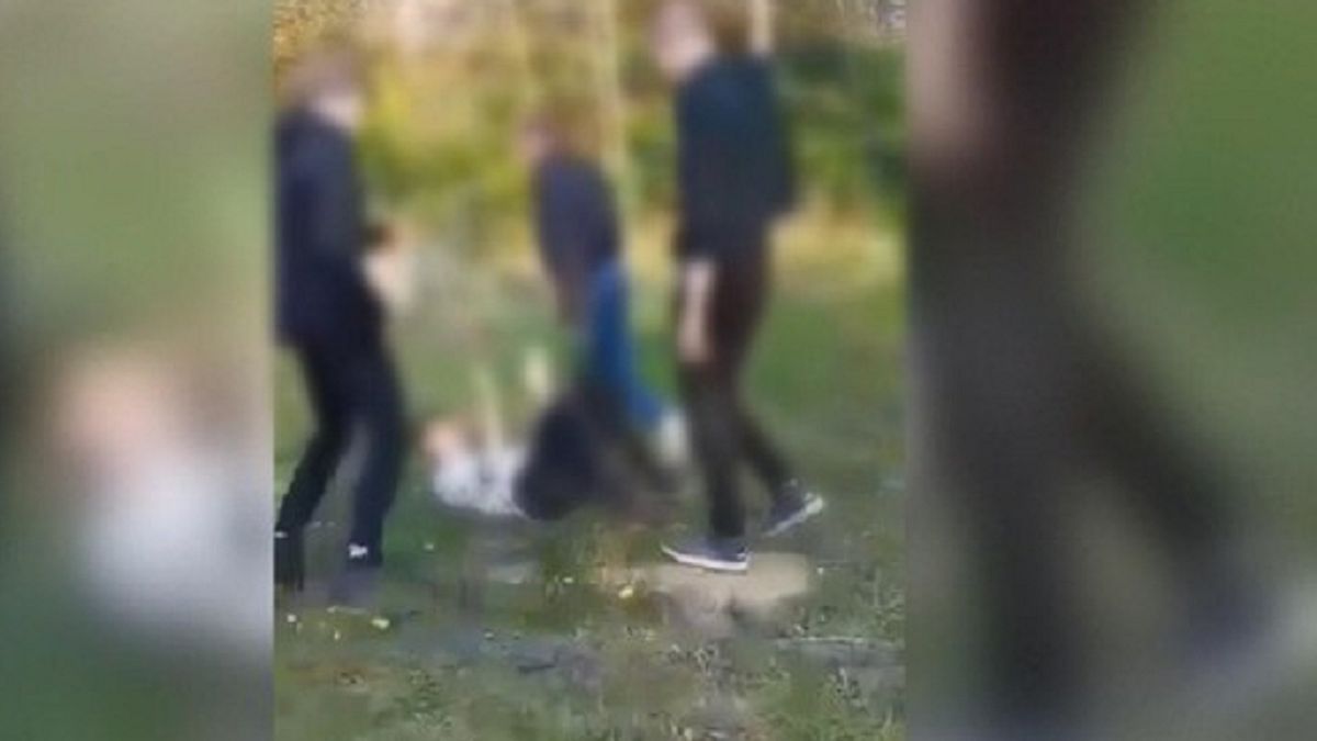 15-latek pobity przez rówieśników. 
