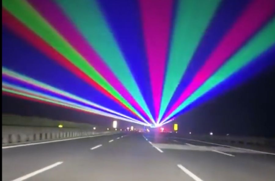 Lasery na chińskiej autostradzie mają zapobiegać zasypianiu