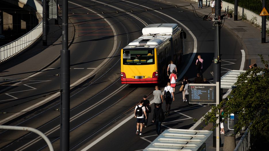 Warszawa. W długi weekend zmienią się rozkłady komunikacji miejskiej