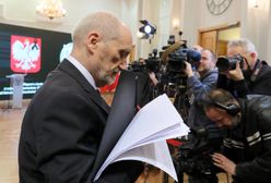 Opublikowali nieocenzurowane zdjęcia ofiar katastrofy smoleńskiej. Macierewicz przeprasza