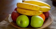 Nie ma gorszej pory na jedzenie owoców. Przez to pojawiają się niechciane boczki