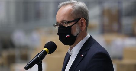 Koronawirus w Polsce. Adam Niedzielski podał liczbę zakażeń. Ponad 12 tysięcy