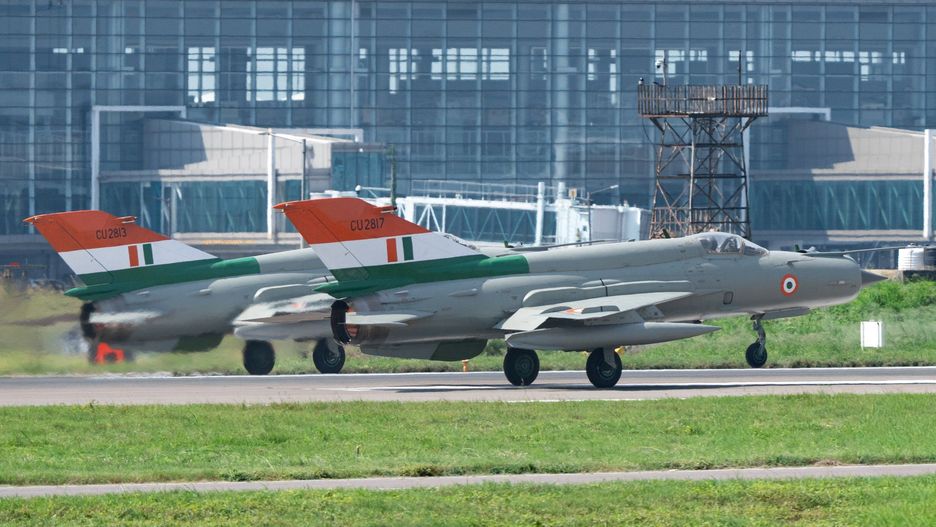 Myśliwce MiG-21 podczas ostatnich lotów w Indiach
