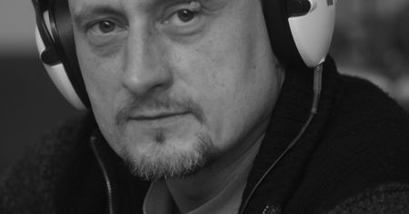 "Poraziła mnie wiadomość o jego śmierci". Nie żyje Mariusz Nowaczyński
