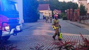 Strażacy mieli pełne ręce roboty w Sławnie w rejonie ronda 700-lecia [ZDJĘCIA, WIDEO]