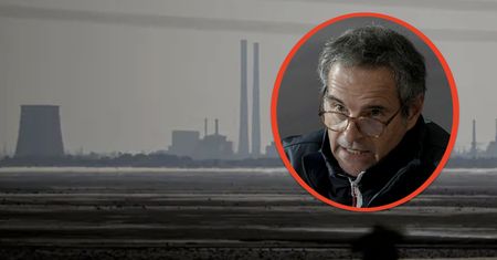 Agencja Energii Atomowej ostrzega. Nad Zaporożem unosił się dym