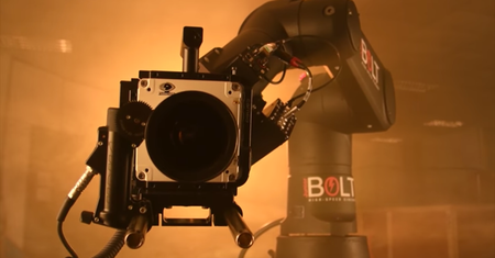 Zobacz niesamowity taniec robotycznego ramienia do filmowania