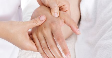 Osteoartropatia przerostowa – przyczyny, objawy, diagnostyka i leczenie