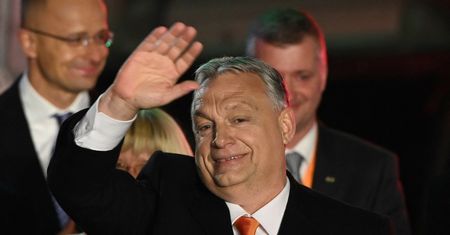 Wielki kryzys na Węgrzech. "Orban kontroluje media, wszystkie instytucje i ma sitwę, która utrzymuje się z korupcji"