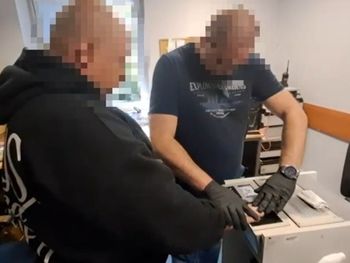 Wołomin: Policjanci przejęli pięć kg narkotyków. Doszło do zatrzymań