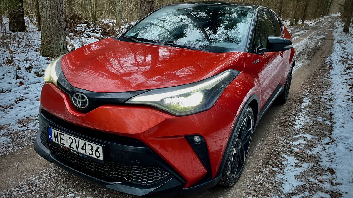 Toyota CH-R w warunkach zimowych