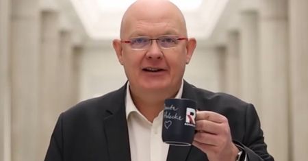 Nietypowy pomysł Gramatyki dla WOŚP. W Republice nie będą zachwyceni