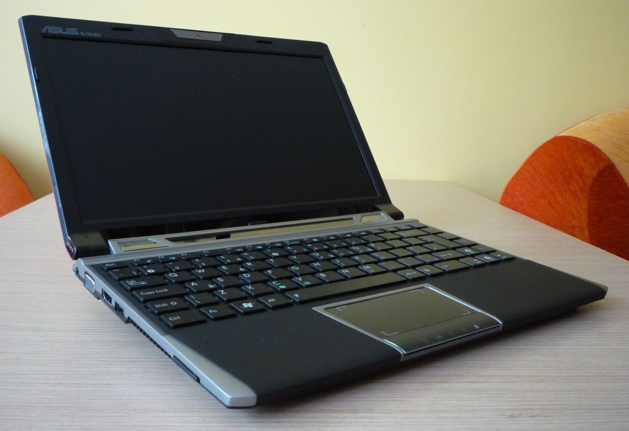 Asus Lamborghini VX6S – wściekła mandarynka [test] 24