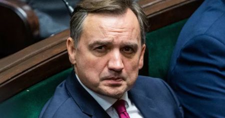 Ziobro po akcji ABW: "Pozbawił mnie praw"