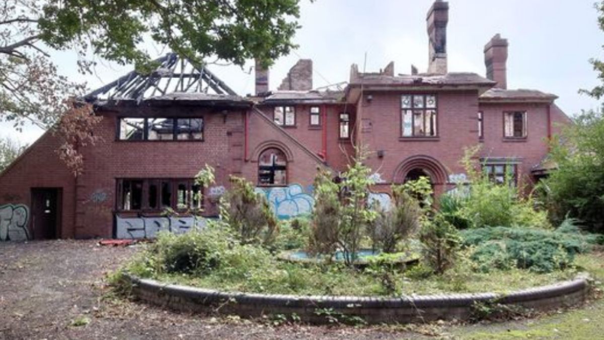 Opuszczony budynek okazał się być niezwykle tajemniczym miejscem 