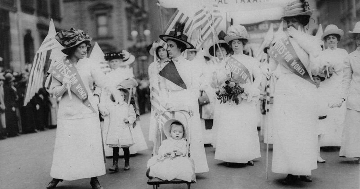 Kobieta w spodniach? Kiedyś za to palono na stosie