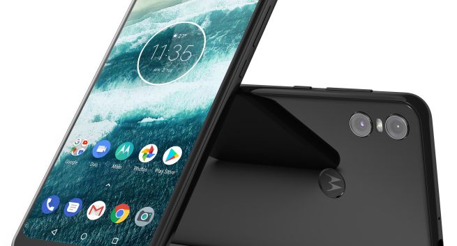 Motorola One za 1099 zł (wideo)