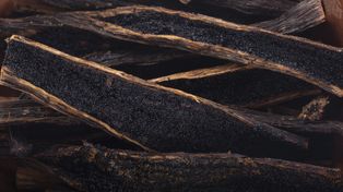 Zapomnij o imbirze i cynamonie. Ta przyprawa sprawi, że herbata cię rozgrzeje