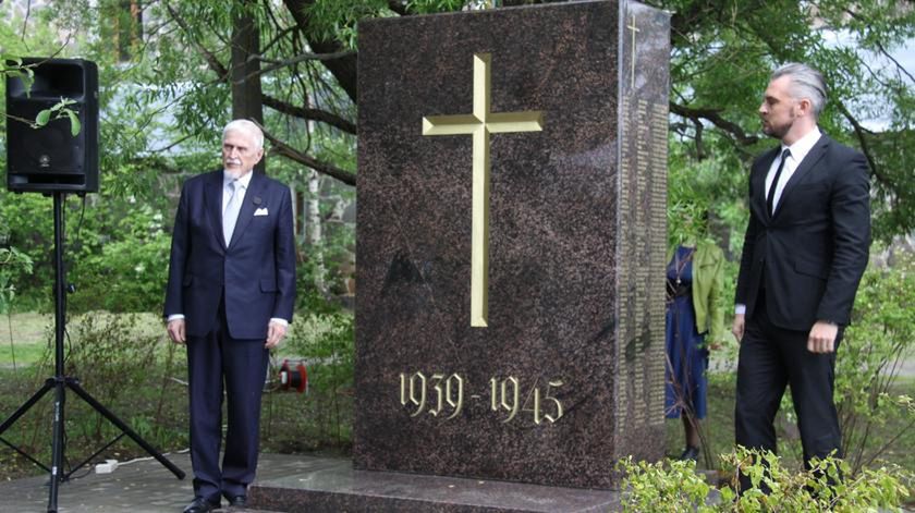 Zniknął pomnik pod Petersburgiem. Lokalne władze twierdzą, że "nie wiedzą", co się z nim stało