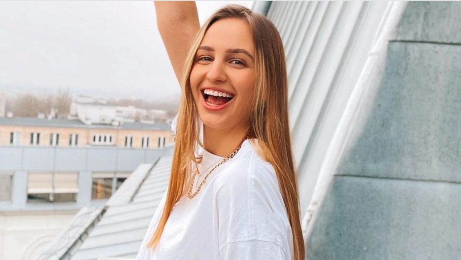 Magda Bereda pokazała się jedynie w bikini.