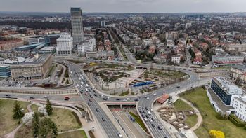 Kraków: Rolls-Royce w mieście. Brytyjski gigant otworzy centrum wsparcia swojego globalnego biznesu. Rozważa też inwestycje produkcyjne