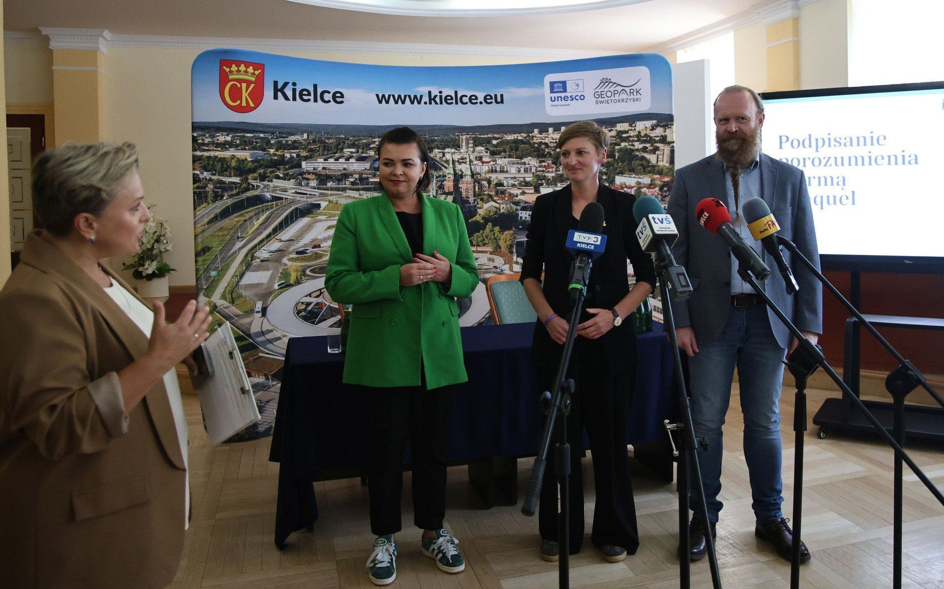 Urządzenie będzie zasilane energią słoneczną i działać przez cały 2026 rok.