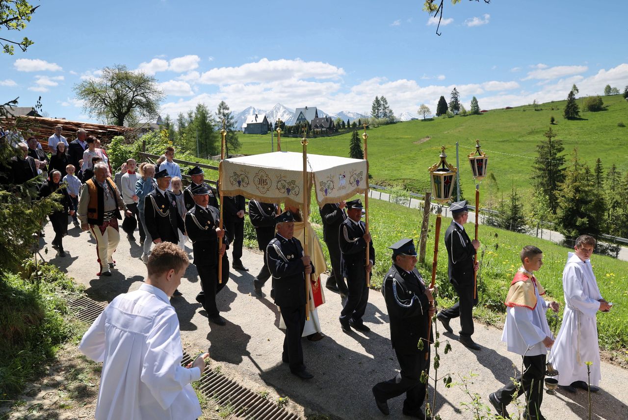 Boże Ciało czyli Uroczystość Najświętszego Ciała i Krwi Chrystusa to jedno z najważniejszych świąt kościelnych